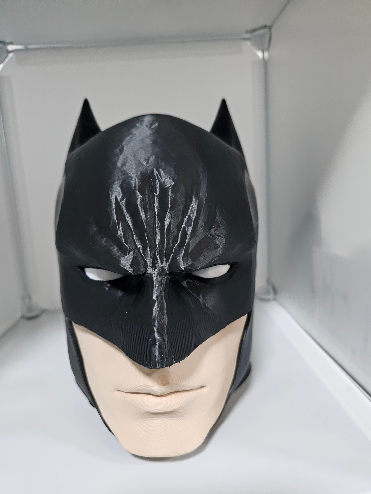Caped Crusader Headphones Stand | Unique 3D Printed Headset Holder | Comic Inspired